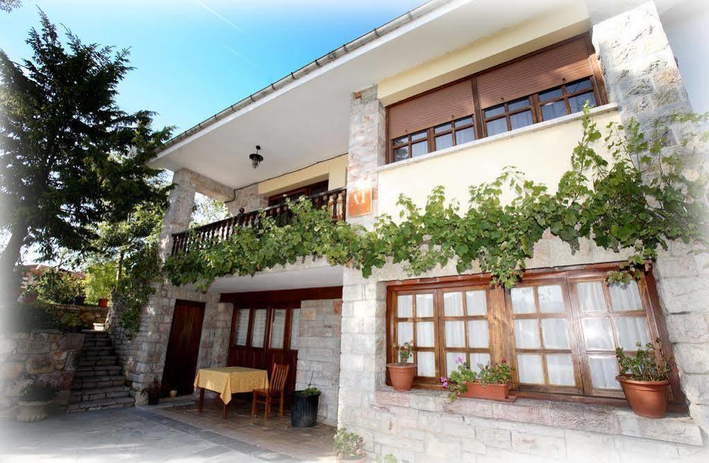 La Vega Hotell La Vega de los Caseros Exteriör bild