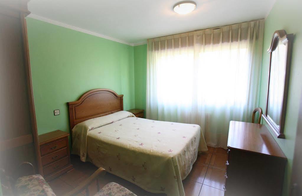 La Vega Hotell La Vega de los Caseros Exteriör bild